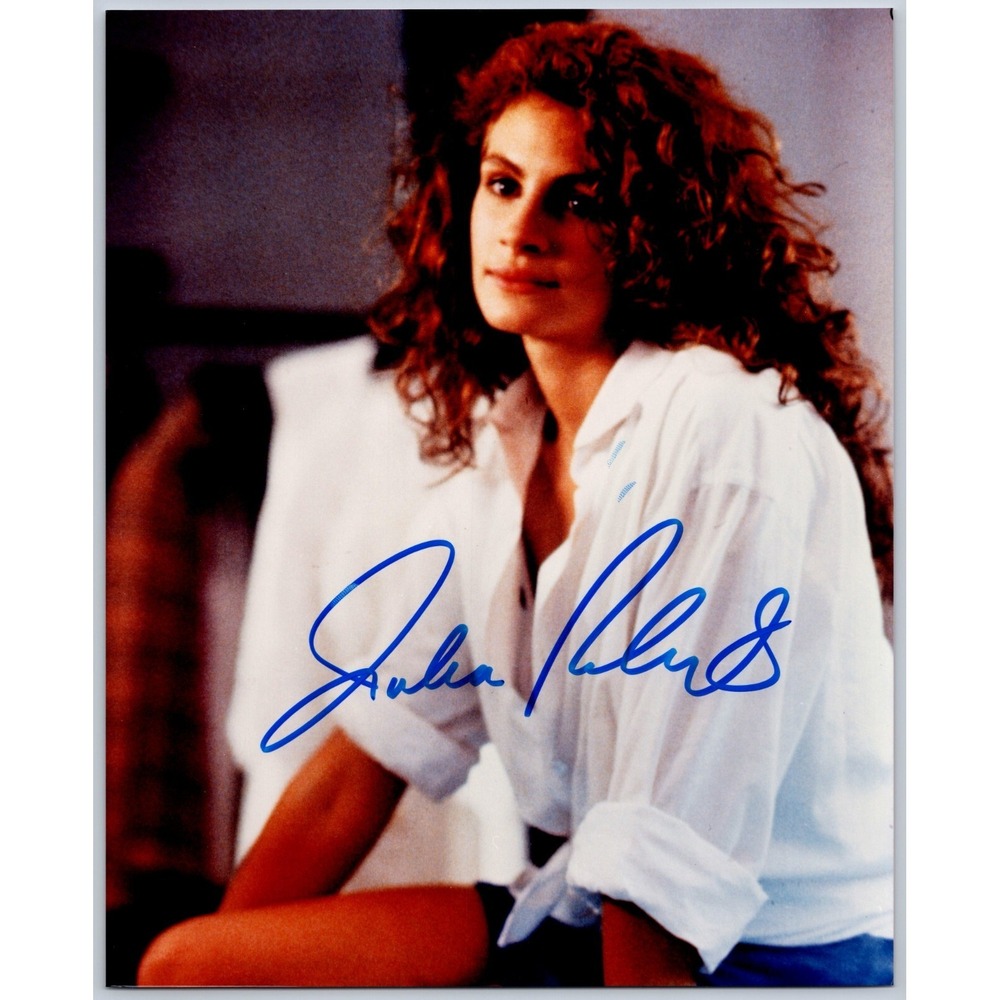 Julia Roberts Hand Signed 8 x 10 Inch Photo